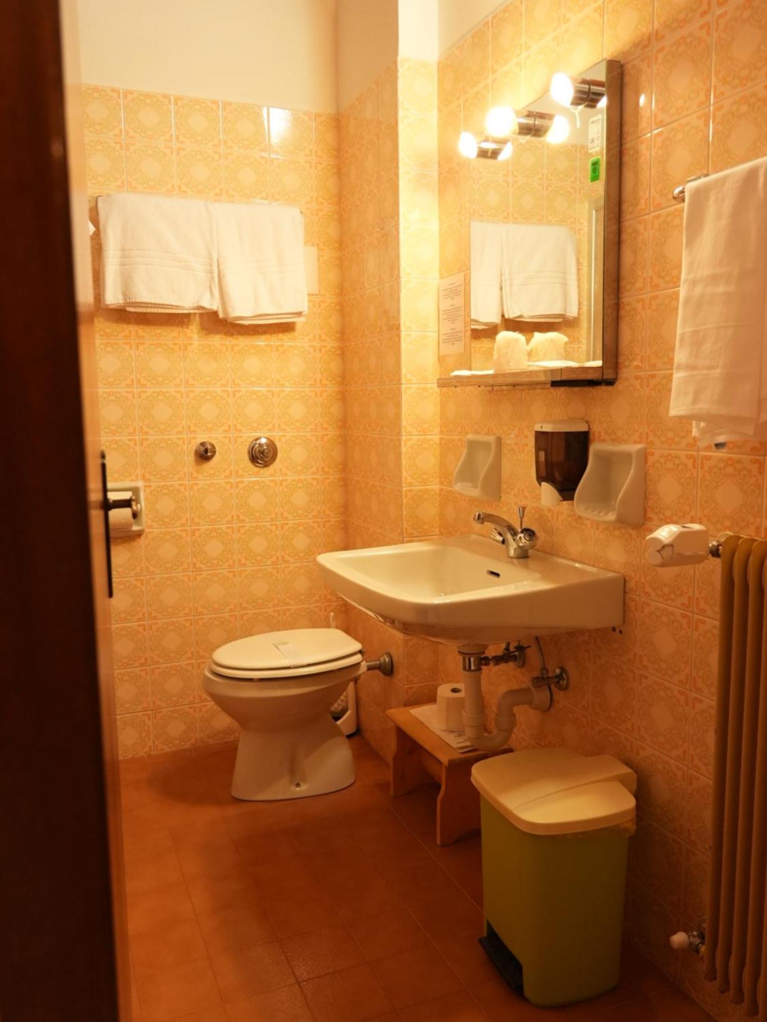 Hotel Davost Форни-ди-Сопра Экстерьер фото